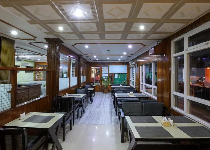 Sekai Hotel 2*
